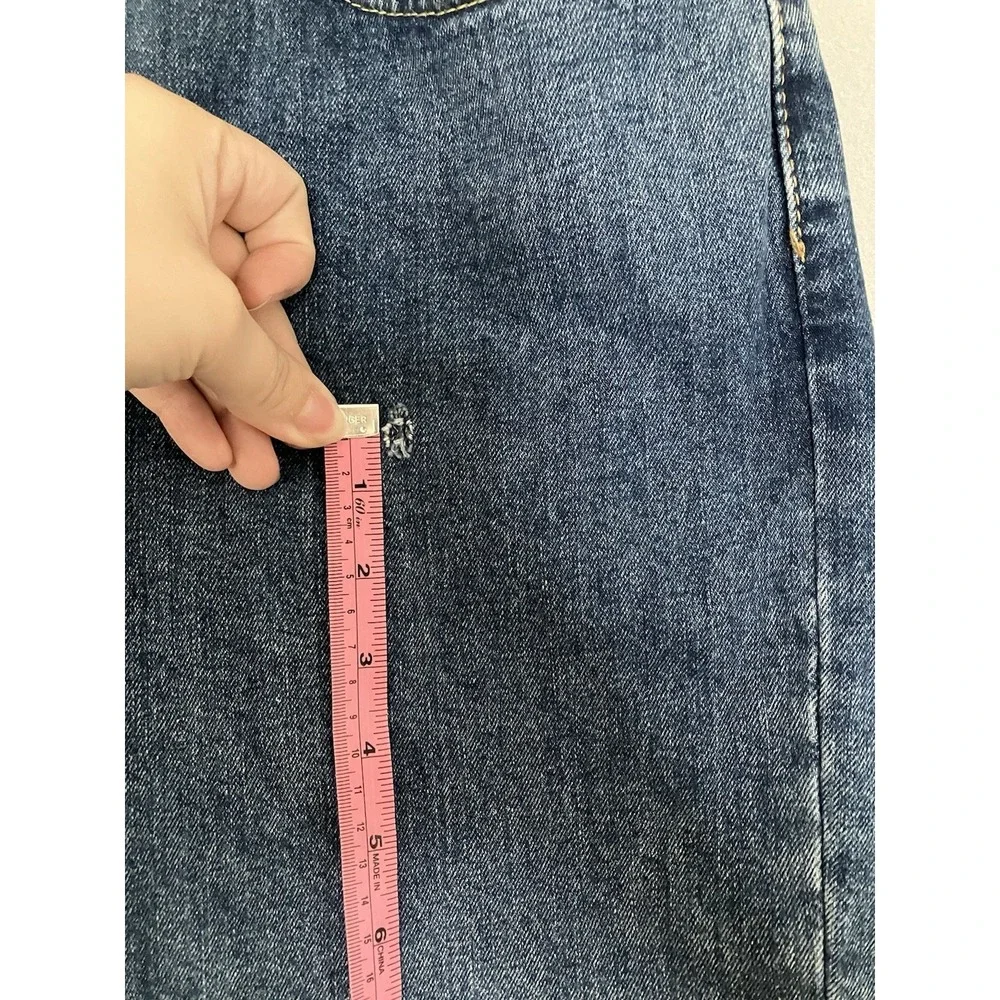LEVIS 514  Red Tab Jeans Size 38x32 Blue Medium Wash